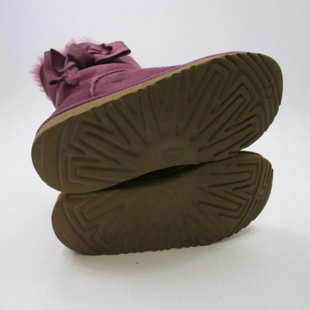UGG AUSTRALIA Daelynn Bow Genuine Shearling Linned Kids Boots Footwear Sz 4